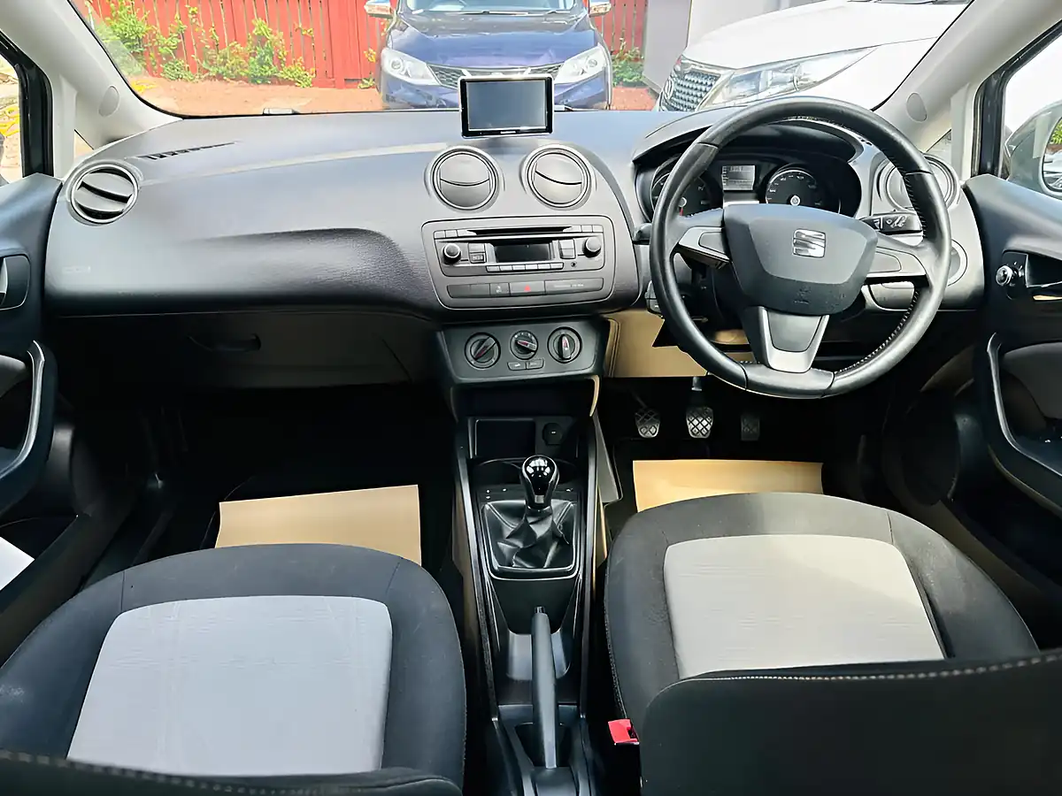 Used 2015 SEAT Ibiza Toca Grey - Interior and Exterior details 15