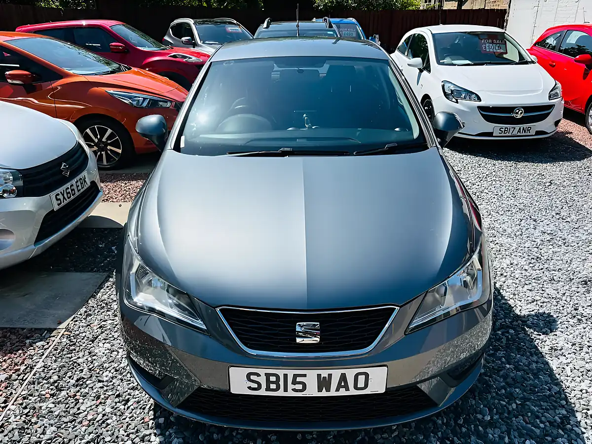 Used 2015 SEAT Ibiza Toca Grey - Interior and Exterior details 3