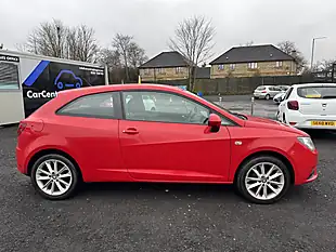 Used 2015 SEAT Ibiza Toca Red - Interior and Exterior details 3
