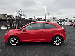 Used 2015 SEAT Ibiza Toca Red - Interior and Exterior details 9