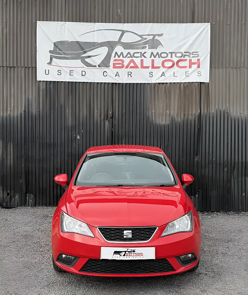 Used 2015 SEAT Ibiza Toca Red - Interior and Exterior details 10