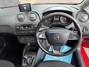 Used 2015 SEAT Ibiza Toca Red - Interior and Exterior details 13