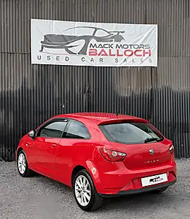 Used 2015 SEAT Ibiza Toca Red - Interior and Exterior details 7