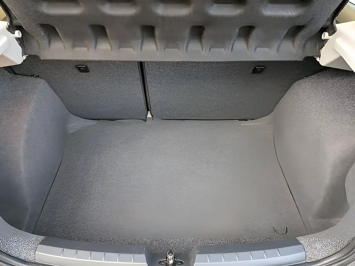 Used 2015 SEAT Ibiza Toca Sport Coupe Grey - Interior and Exterior details 16