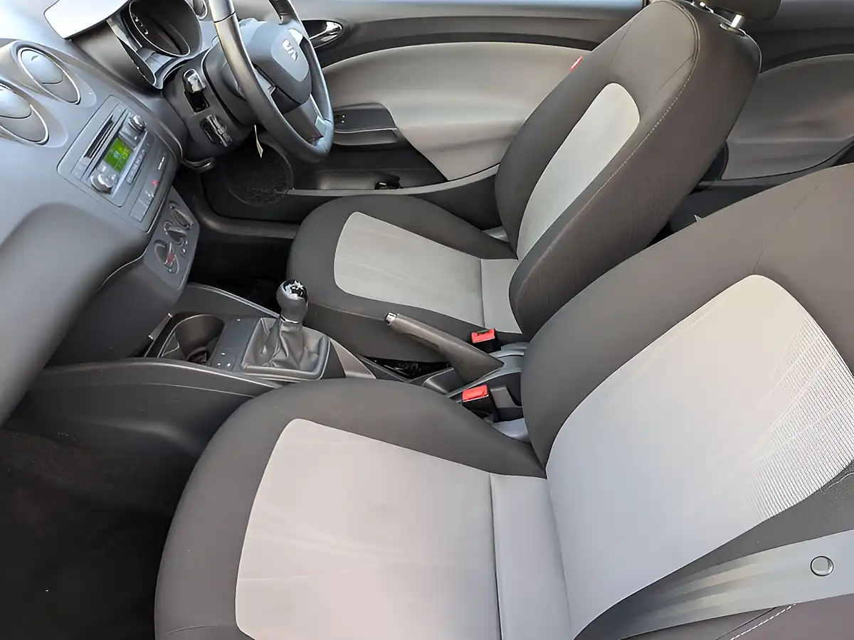 Used 2015 SEAT Ibiza Toca Sport Coupe Grey - Interior and Exterior details 18