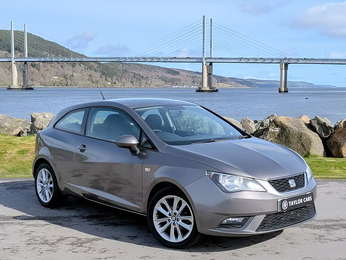 Used 2015 SEAT Ibiza Toca Sport Coupe Grey - Interior and Exterior details 3