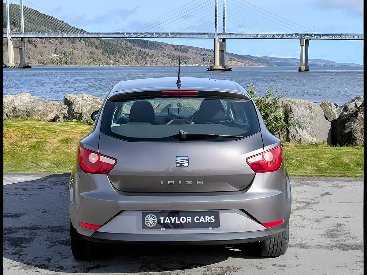 Used 2015 SEAT Ibiza Toca Sport Coupe Grey - Interior and Exterior details 6
