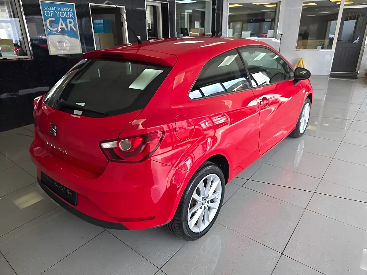 Used 2015 SEAT Ibiza Toca Sport Coupe Red - Interior and Exterior details 17