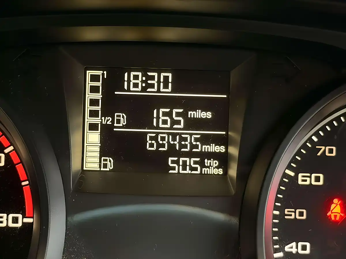 Used 2015 SEAT Ibiza Toca Sport Coupe White - Interior and Exterior details 15