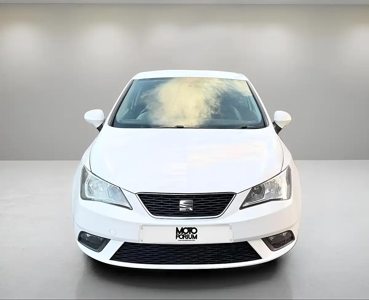 Used 2015 SEAT Ibiza Toca Sport Coupe White - Interior and Exterior details 3