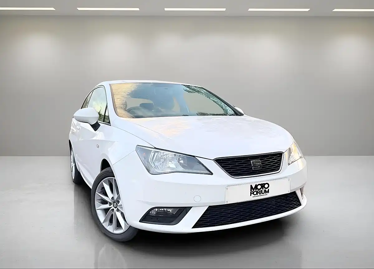 Used 2015 SEAT Ibiza Toca Sport Coupe White - Interior and Exterior details 6