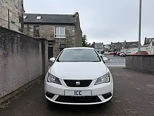 Used 2015 SEAT Ibiza Toca White - Interior and Exterior details 5
