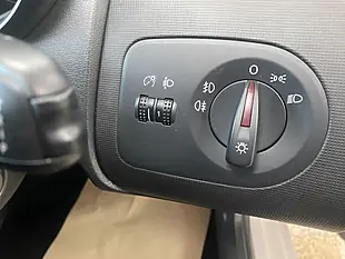 Used 2015 SEAT Ibiza Toca White - Interior and Exterior details 12