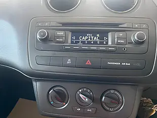 Used 2015 SEAT Ibiza Toca White - Interior and Exterior details 15