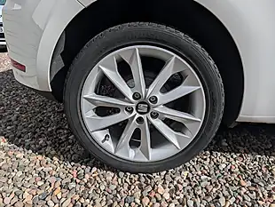 Used 2015 SEAT Ibiza Toca White - Interior and Exterior details 17