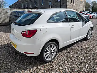 Used 2015 SEAT Ibiza Toca White - Interior and Exterior details 7