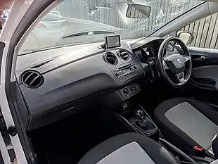 Used 2015 SEAT Ibiza Toca White - Interior and Exterior details 8