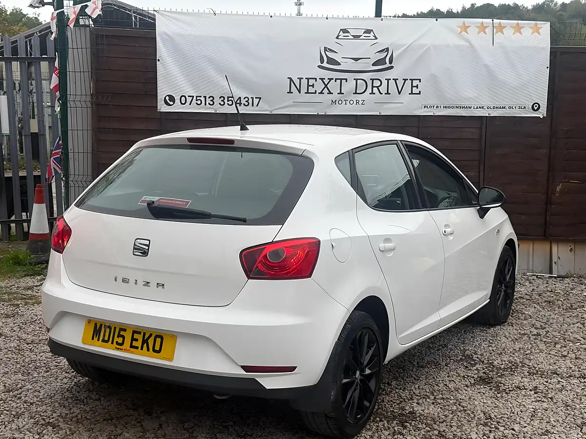 Used 2015 SEAT Ibiza Toca White - Interior and Exterior details 10
