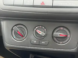 Used 2015 SEAT Ibiza Toca White - Interior and Exterior details 13