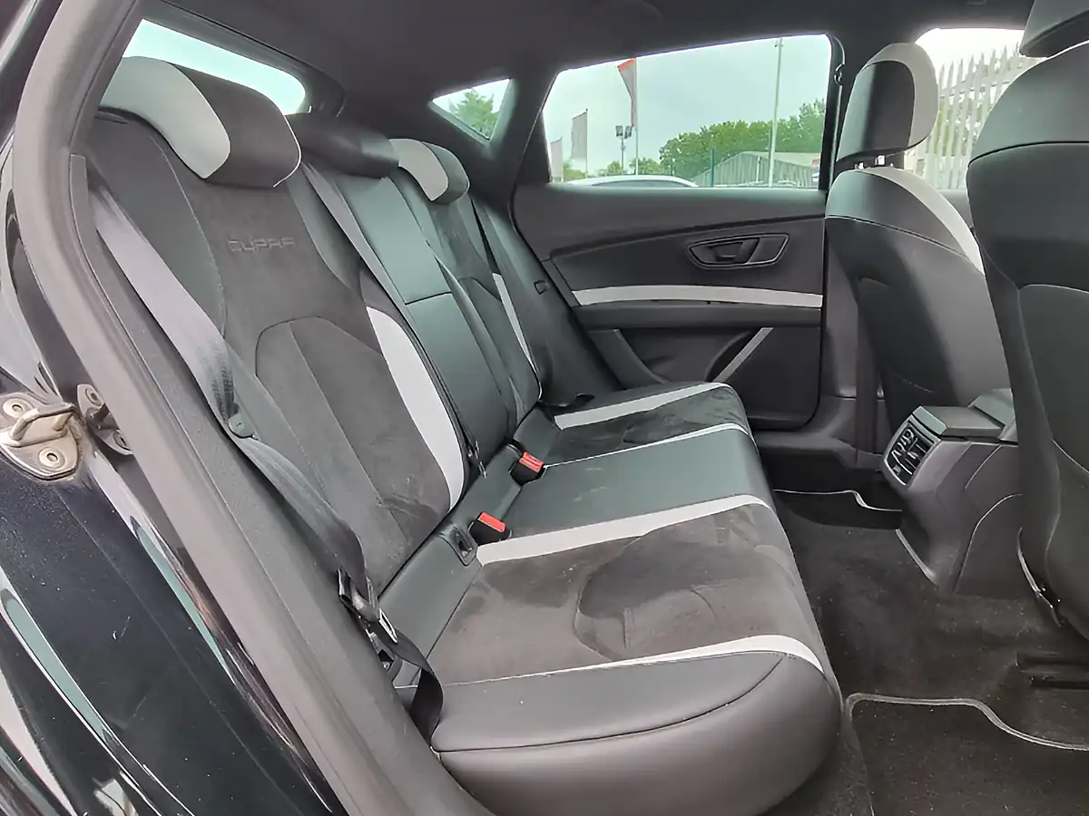 Used 2015 SEAT Leon Cupra Phantom Black Metallic - Interior and Exterior details 15
