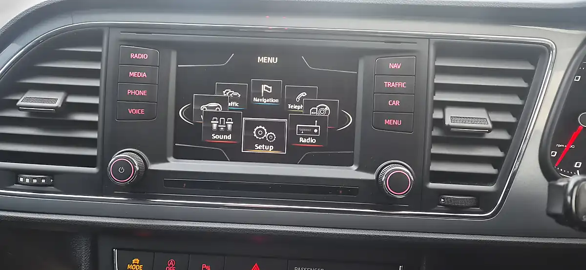 Used 2015 SEAT Leon Fr Black - Interior and Exterior details 13