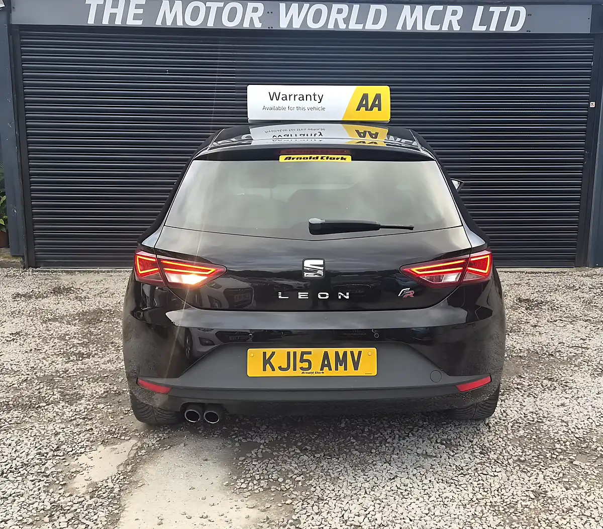 Used 2015 SEAT Leon Fr Black - Interior and Exterior details 6