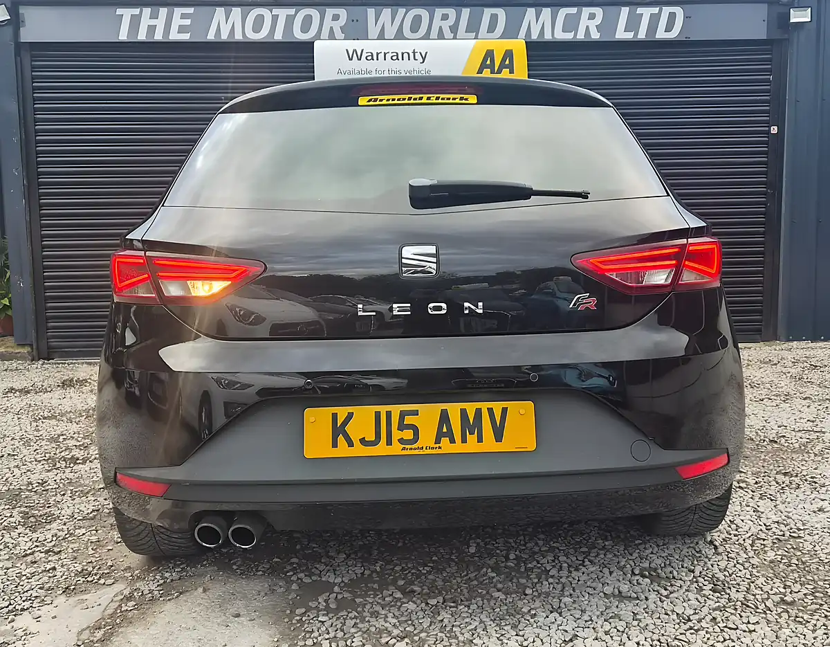 Used 2015 SEAT Leon Fr Black - Interior and Exterior details 8