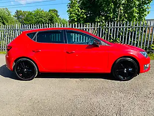 Used 2015 SEAT Leon Fr Black Technology Red - Interior and Exterior details 11