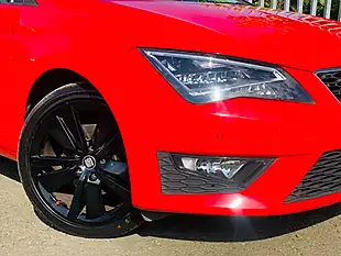 Used 2015 SEAT Leon Fr Black Technology Red - Interior and Exterior details 13