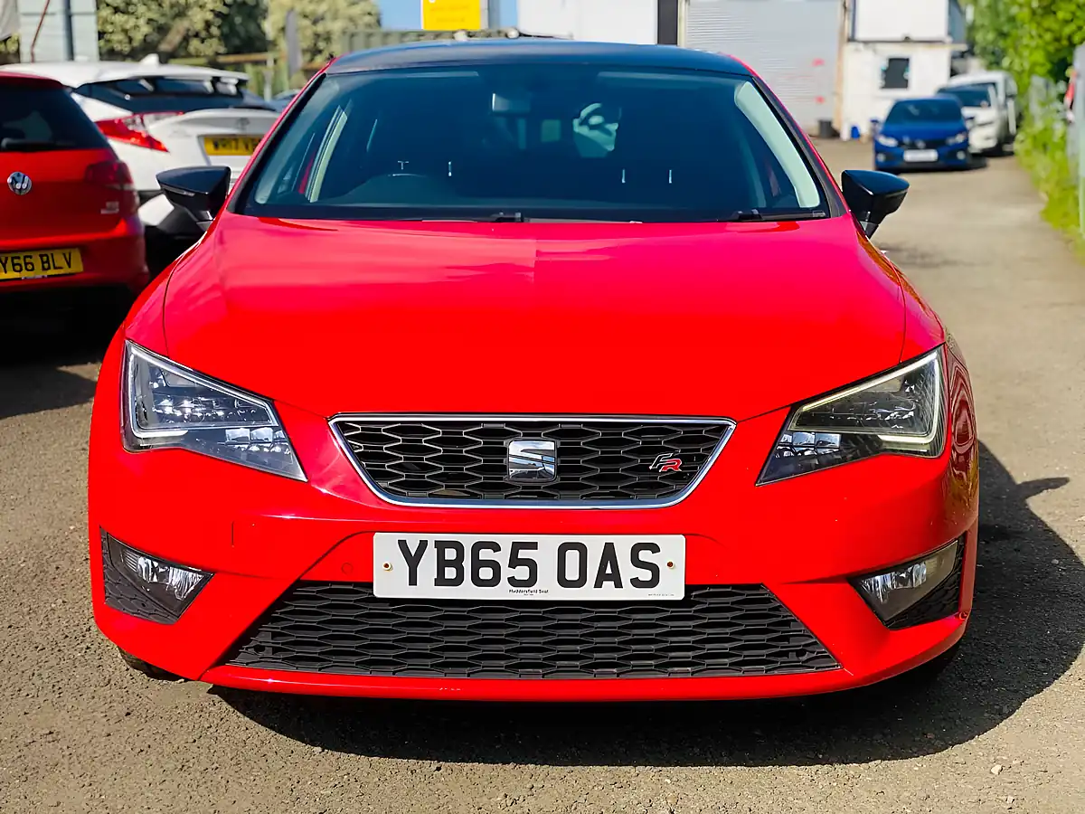 Used 2015 SEAT Leon Fr Black Technology Red - Interior and Exterior details 2