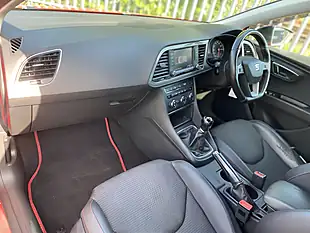Used 2015 SEAT Leon Fr Black Technology Red - Interior and Exterior details 5