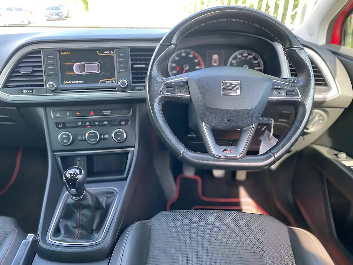 Used 2015 SEAT Leon Fr Black Technology Red - Interior and Exterior details 6
