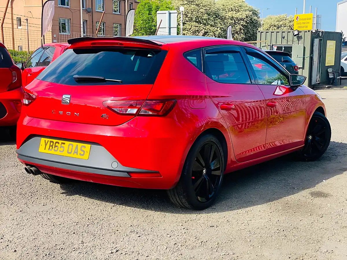 Used 2015 SEAT Leon Fr Black Technology Red - Interior and Exterior details 7