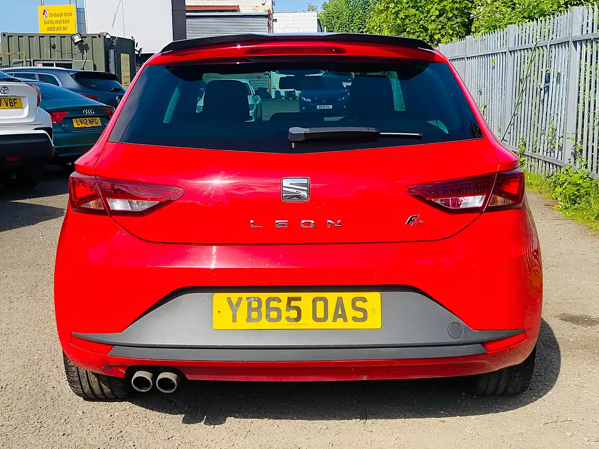 Used 2015 SEAT Leon Fr Black Technology Red - Interior and Exterior details 8