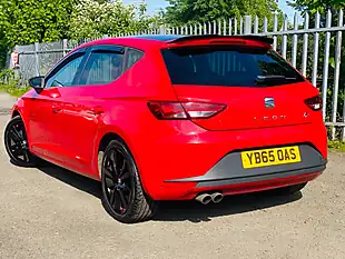 Used 2015 SEAT Leon Fr Black Technology Red - Interior and Exterior details 9