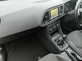 Used 2015 SEAT Leon Fr Green - Interior and Exterior details 18