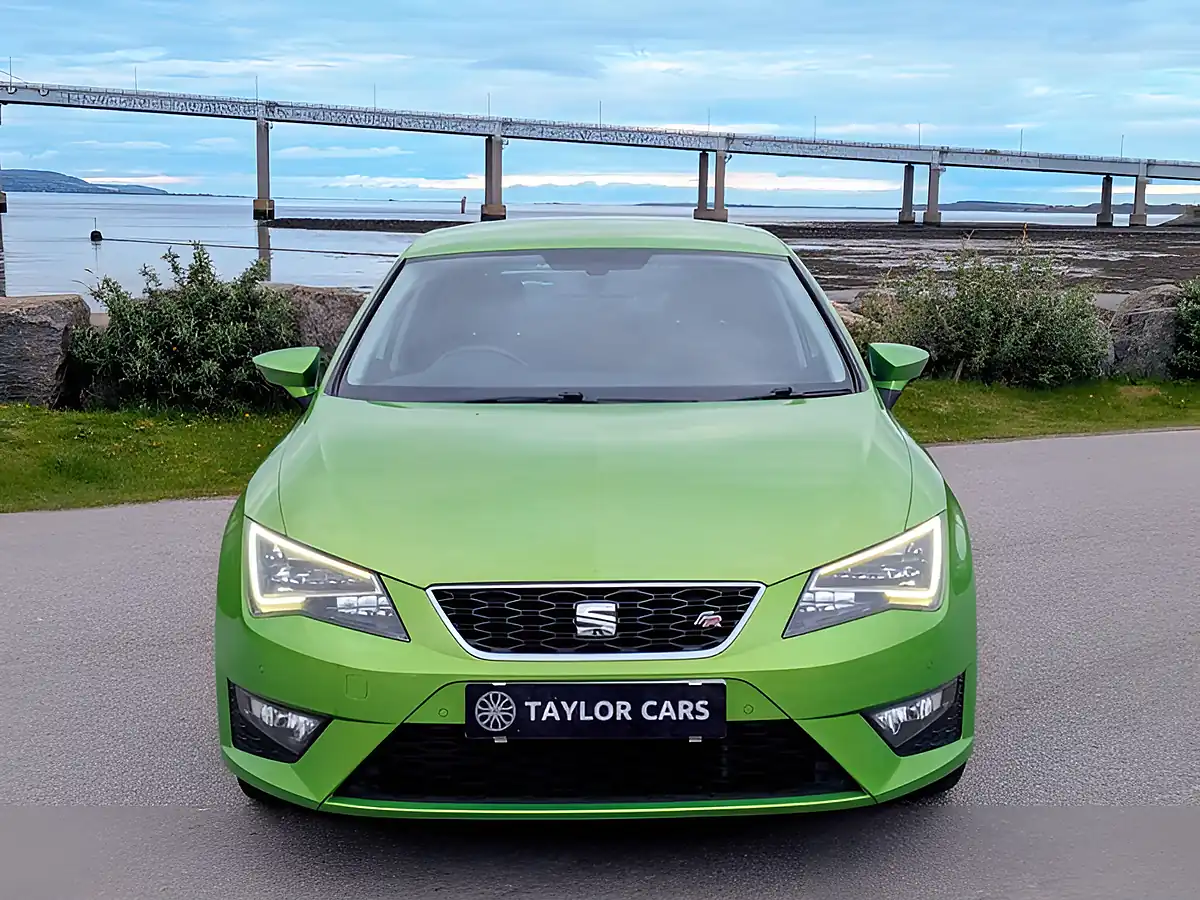 Used 2015 SEAT Leon Fr Green - Interior and Exterior details 2
