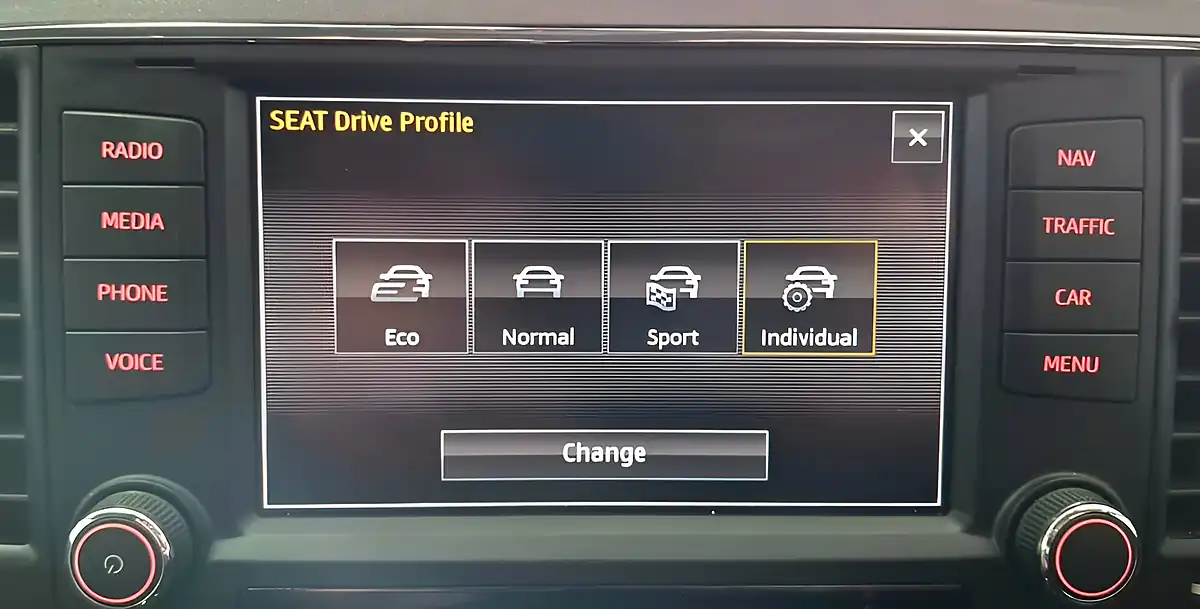 Used 2015 SEAT Leon Fr Grey - Interior and Exterior details 14