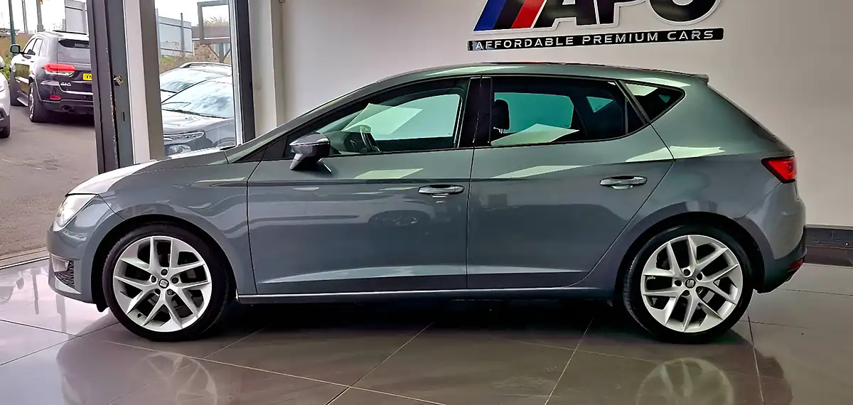 Used 2015 SEAT Leon Fr Grey - Interior and Exterior details 2