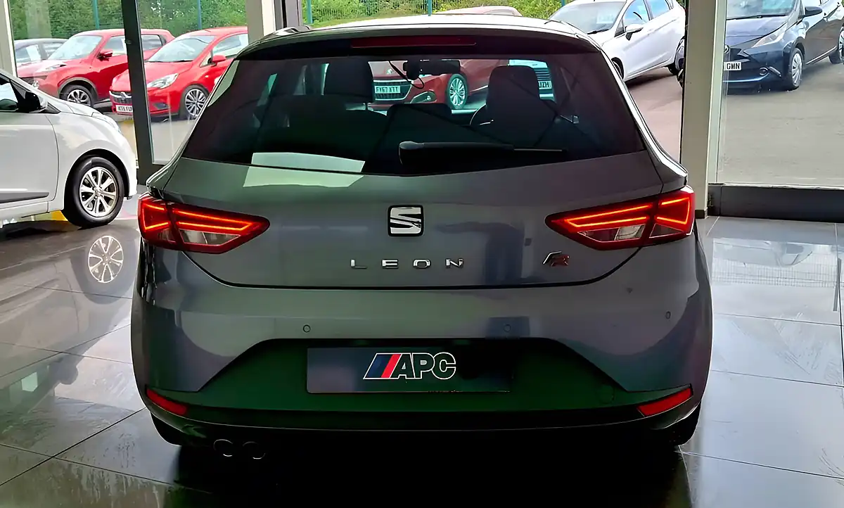 Used 2015 SEAT Leon Fr Grey - Interior and Exterior details 5
