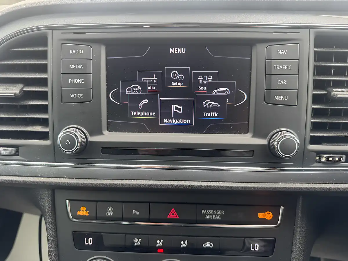 Used 2015 SEAT Leon Fr - Interior and Exterior details 16