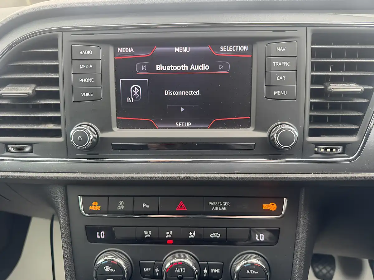 Used 2015 SEAT Leon Fr - Interior and Exterior details 18