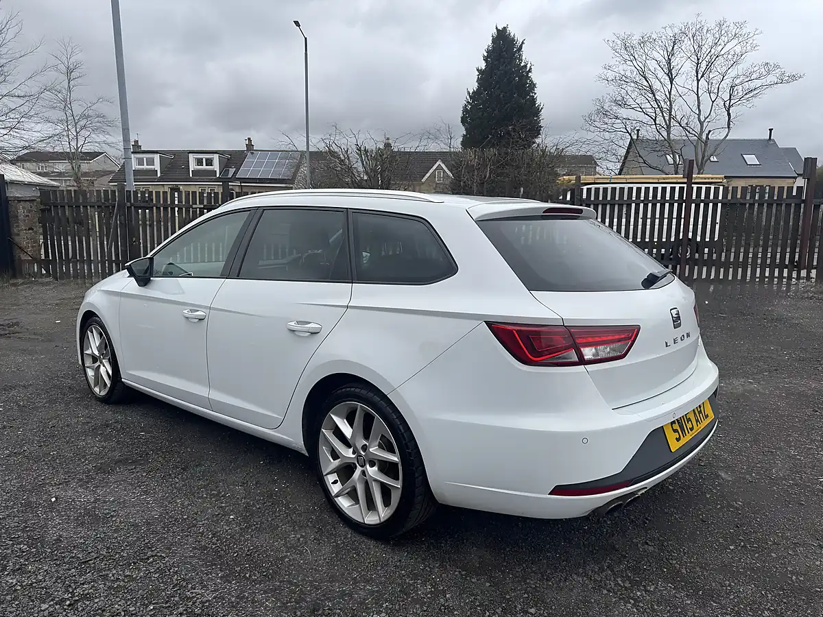 Used 2015 SEAT Leon Fr - Interior and Exterior details 5