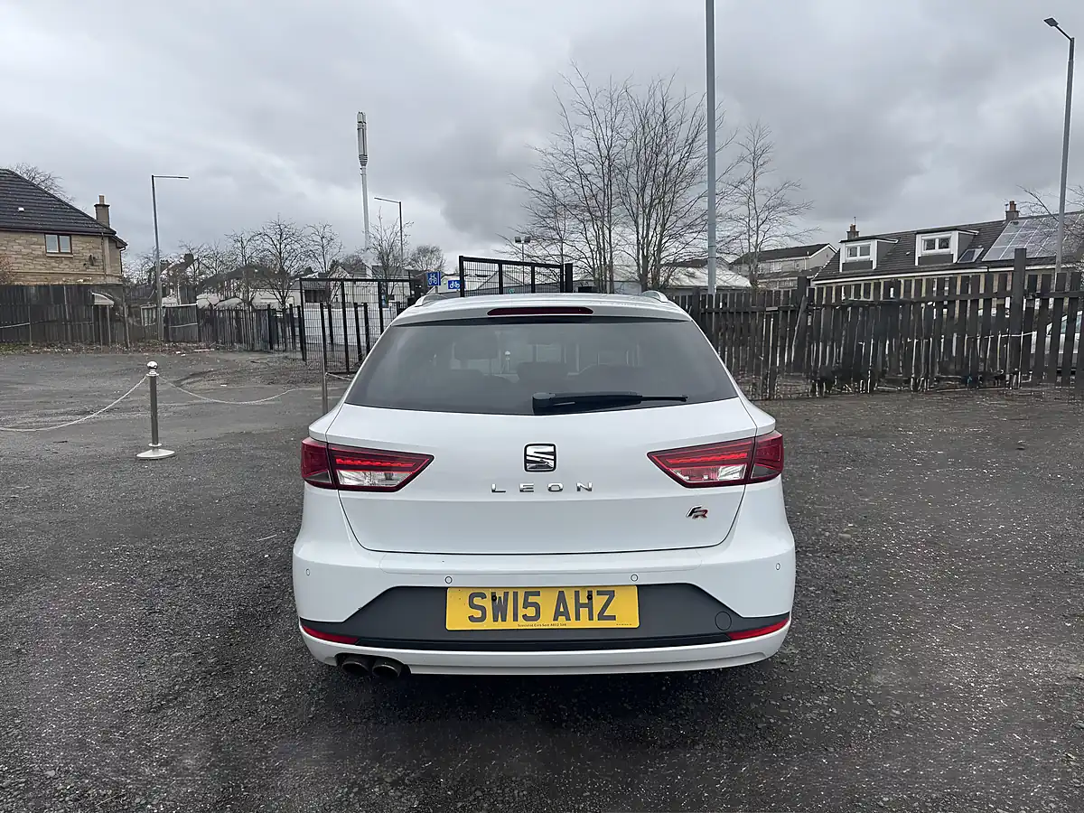 Used 2015 SEAT Leon Fr - Interior and Exterior details 6