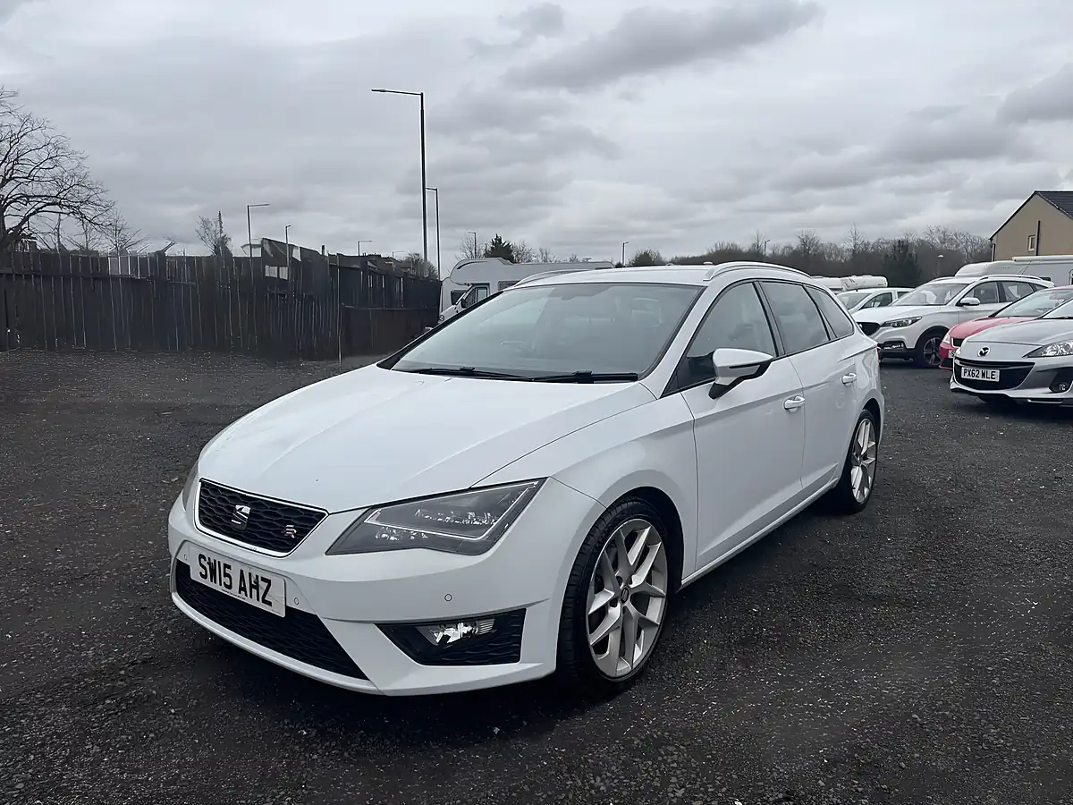 Used 2015 SEAT Leon Fr - Interior and Exterior details 9