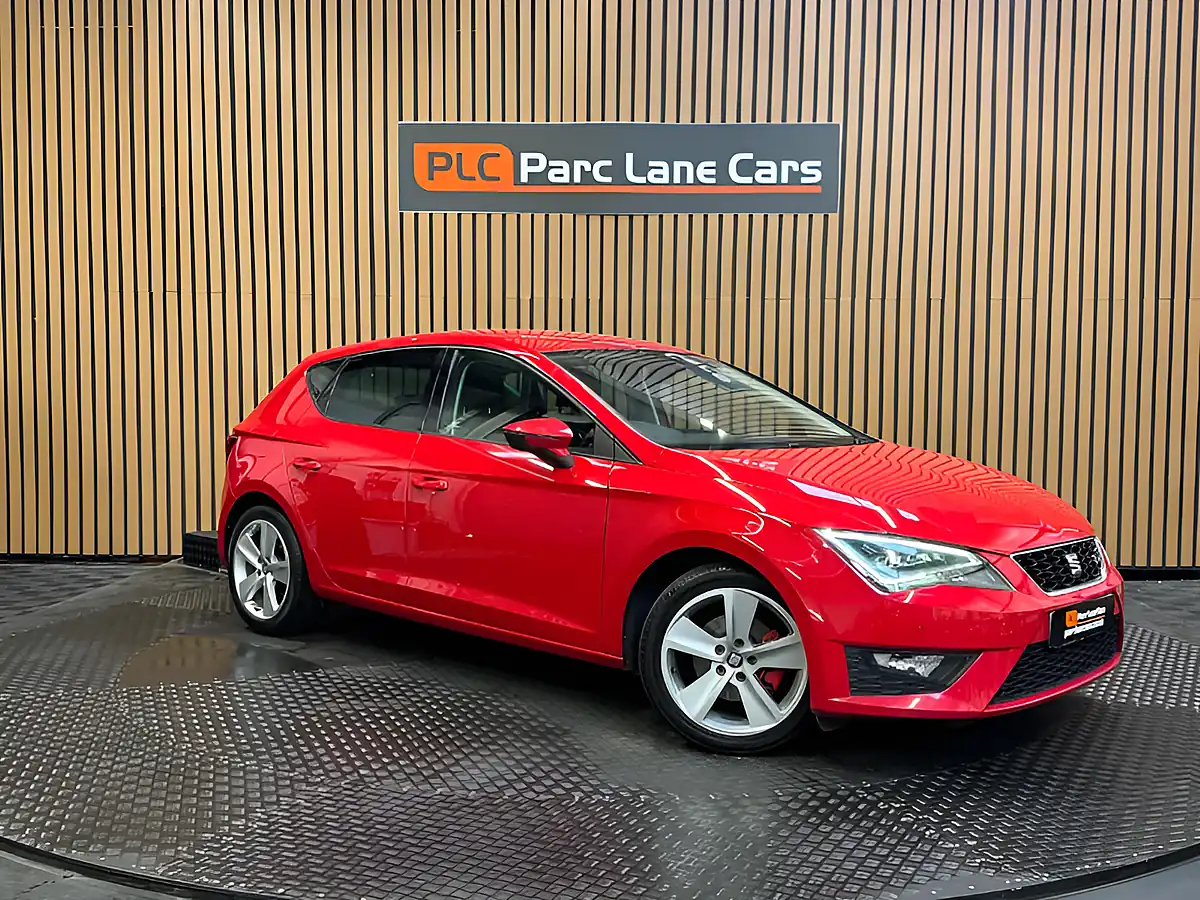 Used 2015 SEAT Leon Fr Red - Front View