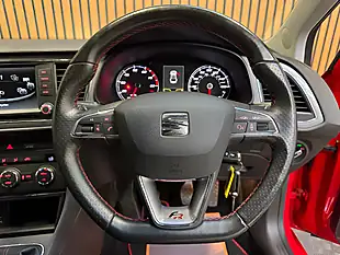 Used 2015 SEAT Leon Fr Red - Interior and Exterior details 10