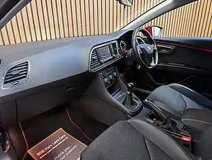 Used 2015 SEAT Leon Fr Red - Interior and Exterior details 13