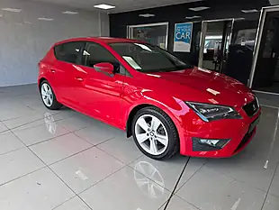 Used 2015 SEAT Leon Fr Red - Interior and Exterior details 16