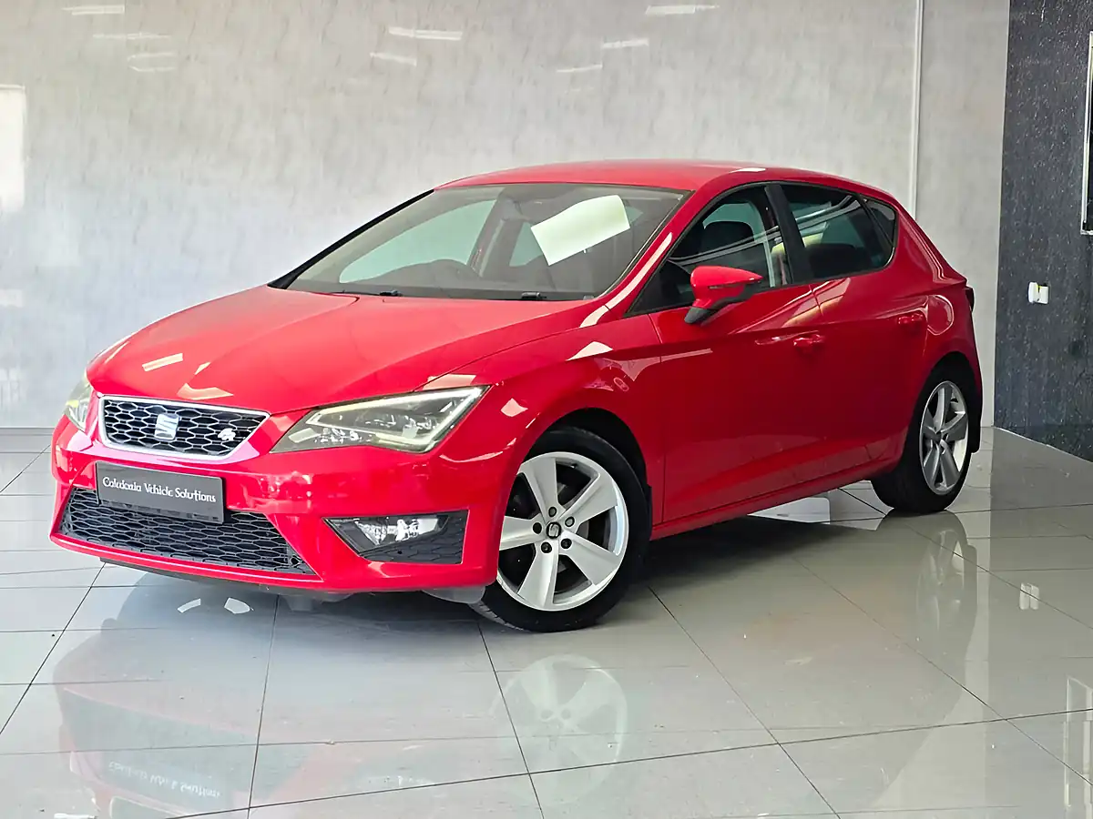 Used 2015 SEAT Leon Fr Red - Interior and Exterior details 2